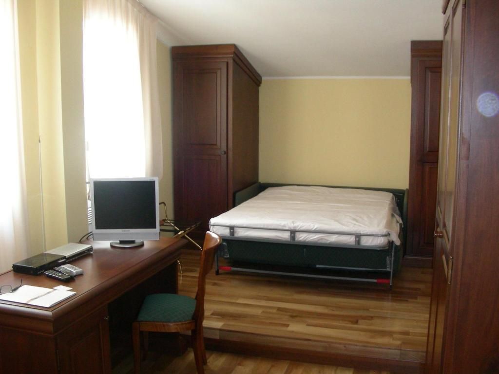 Albergo Villa del Poeta - Ristorante Il Canzoniere foto 4
