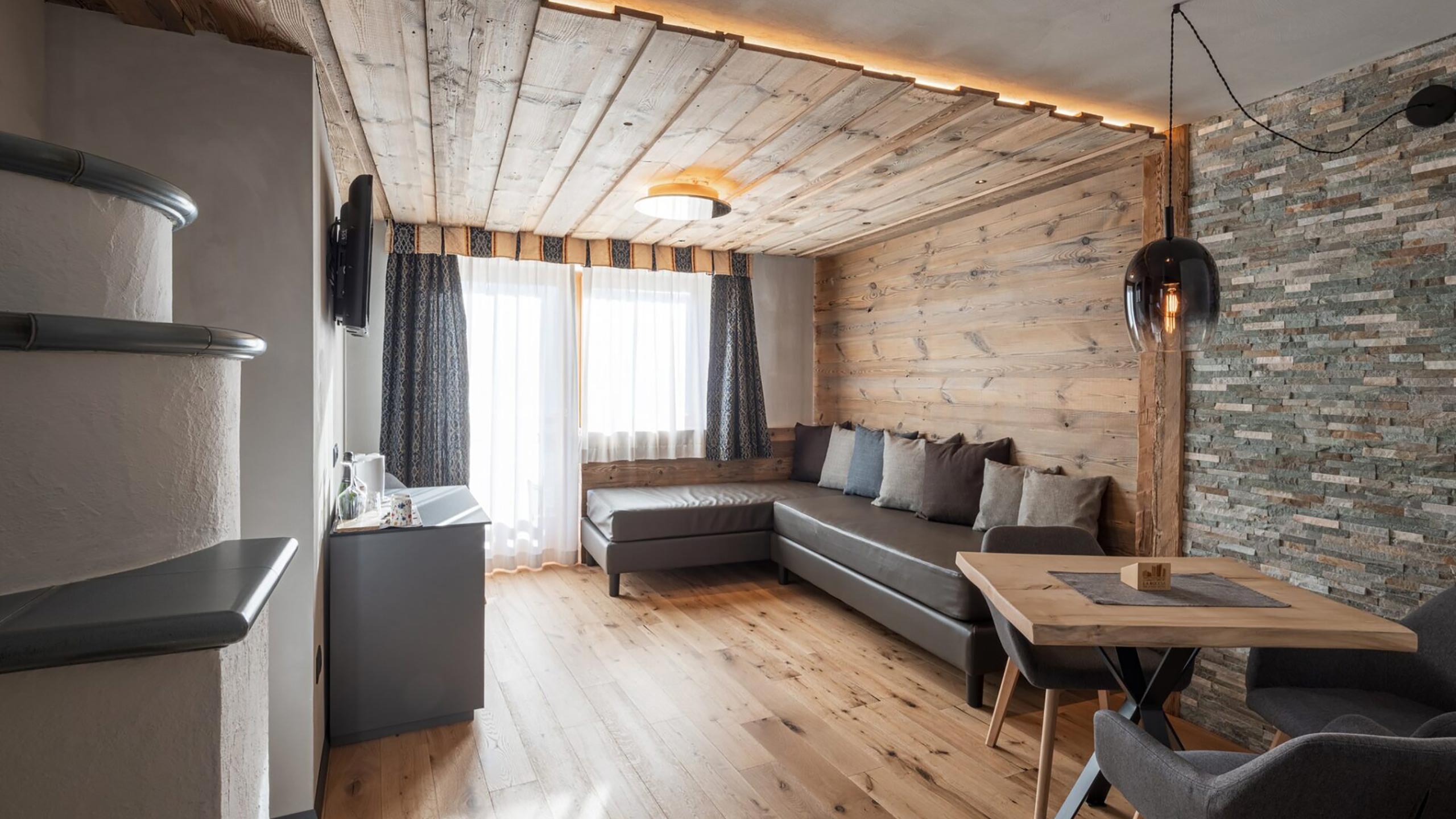 La Roccia Wellness Hotel Cavalese Trentino foto 2