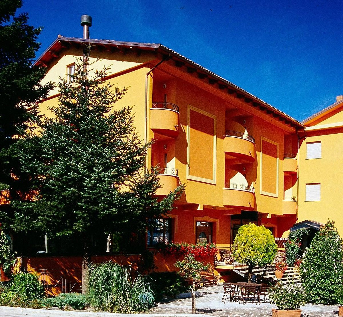 Hotel Ristorante Montenerone Il Poeta foto 6