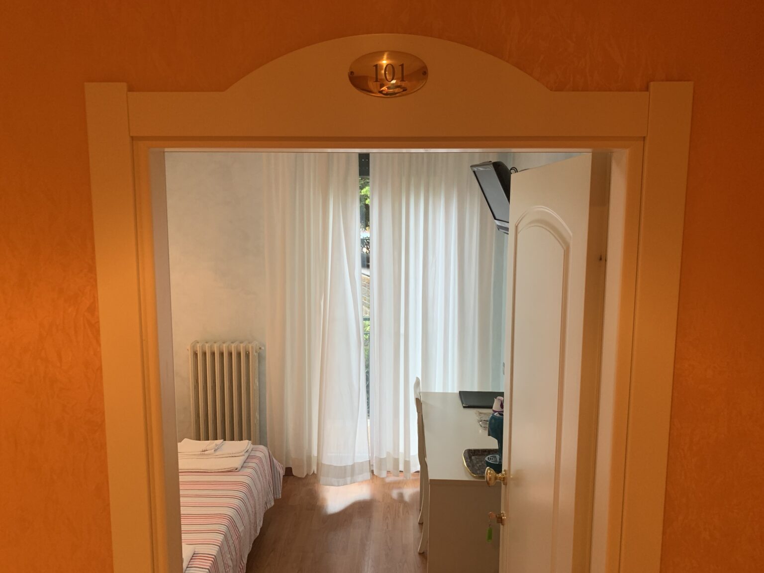 Albergo-Ristorante-Pizzeria La Pineta foto 2