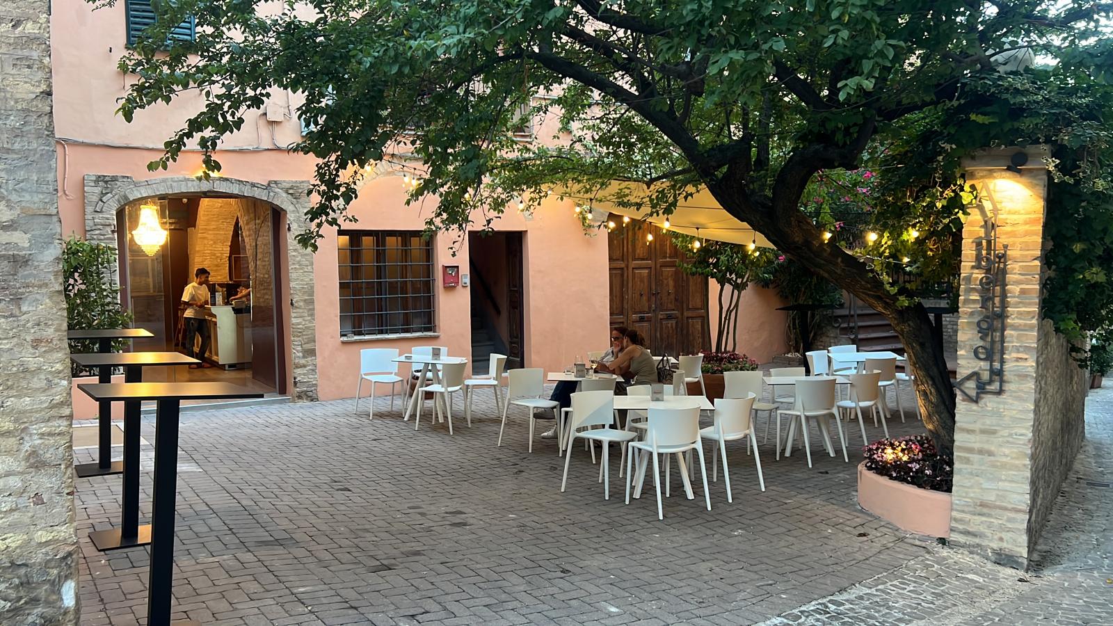 I Mecenati | Centrale Macerata Albergo Diffuso - foto 6