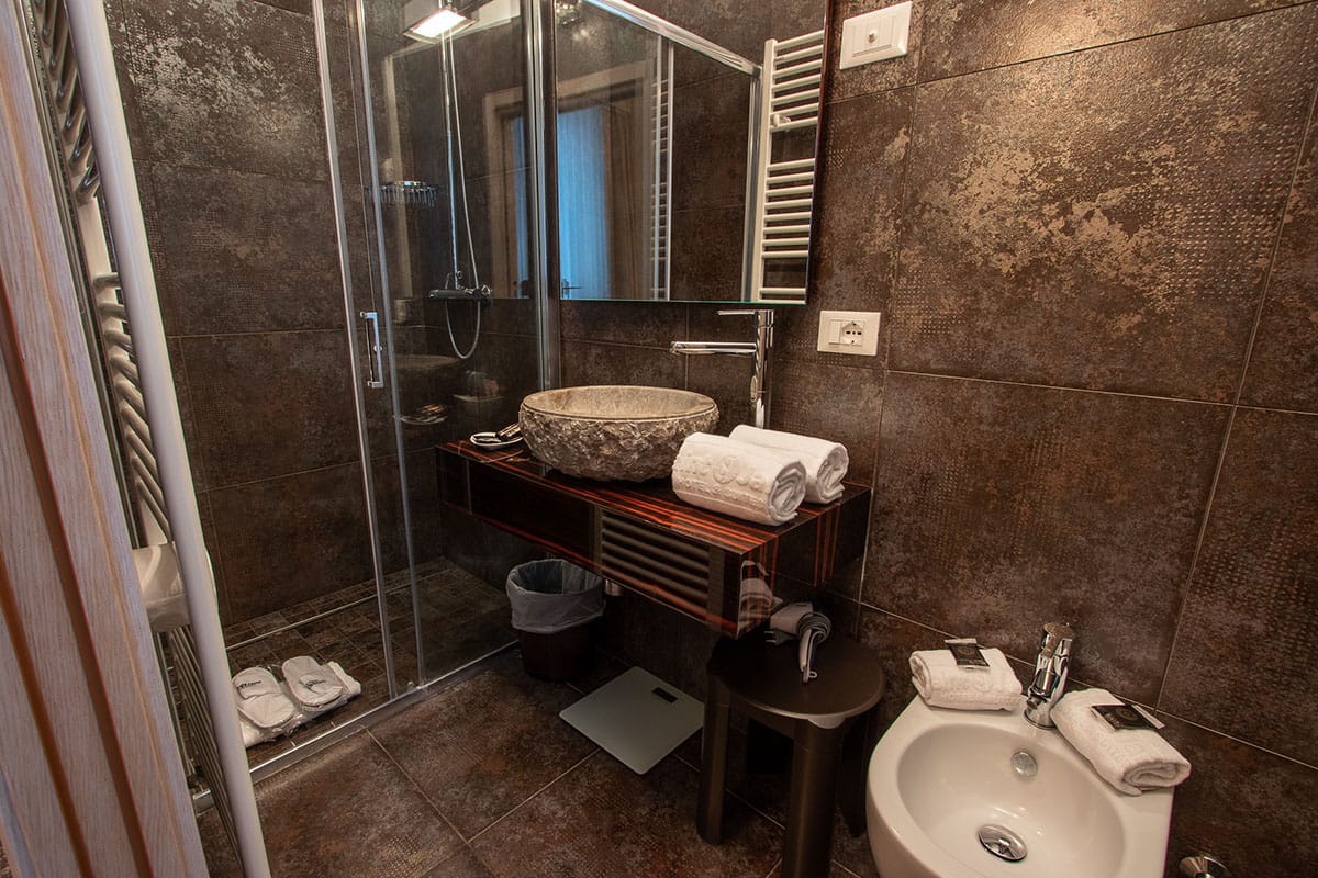 Hotel Corona Tirano - foto 1