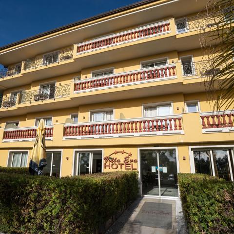 Villa Eva Hotel - foto 1
