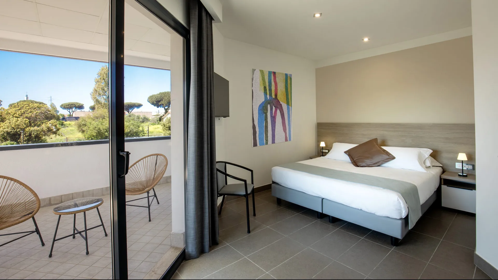 SIMON HOTEL APRILIA - foto 1