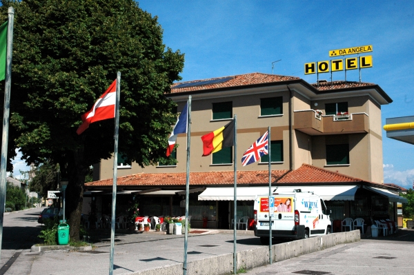 Albergo "Da Angela" di Fabris G. & C. S.a.s. foto 2