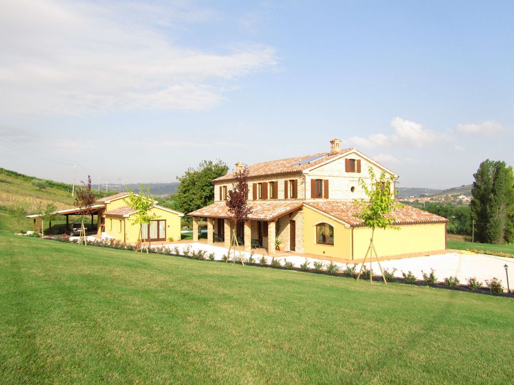 Agriturismo La Vecchia Fonte - foto 4