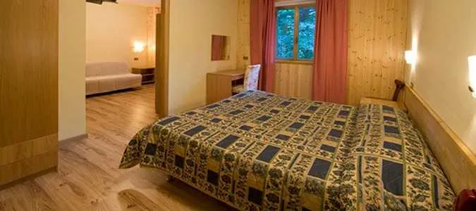 Albergo Ristorante Monte Cucco "da Tobia" - foto 1
