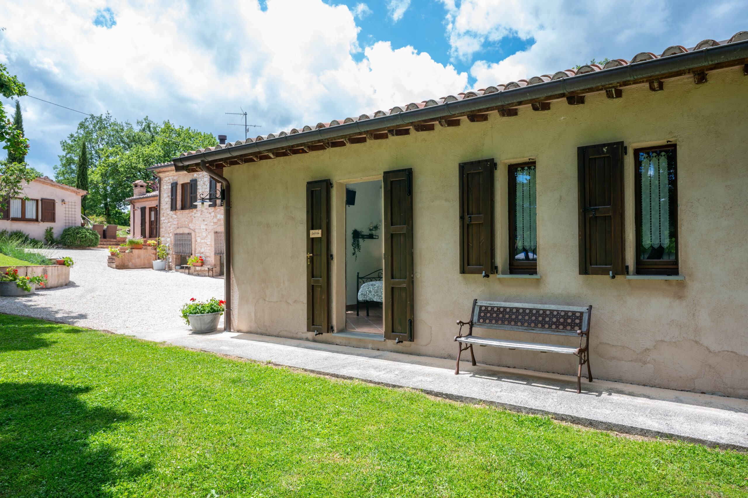 AGRITURISMO - CAMPEGGIO IL CASTELLARO - vicino alle grotte di Frasassi e vicino a Gubbio - foto 2