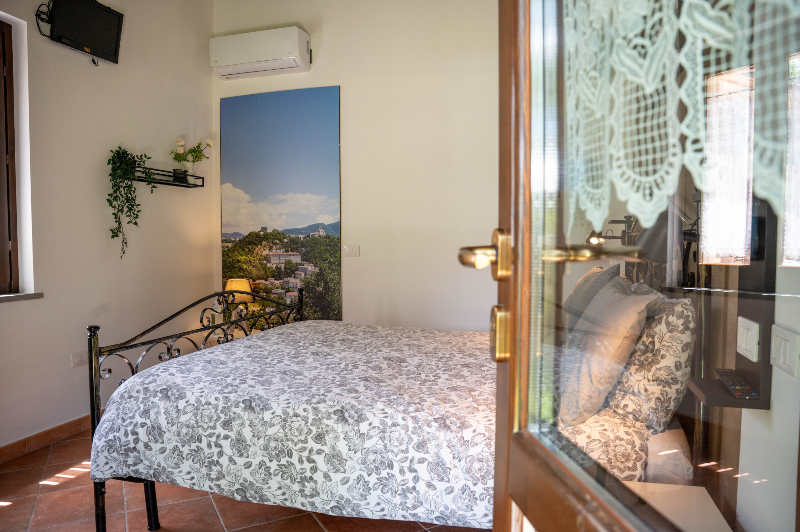 AGRITURISMO - CAMPEGGIO IL CASTELLARO - vicino alle grotte di Frasassi e vicino a Gubbio - foto 3