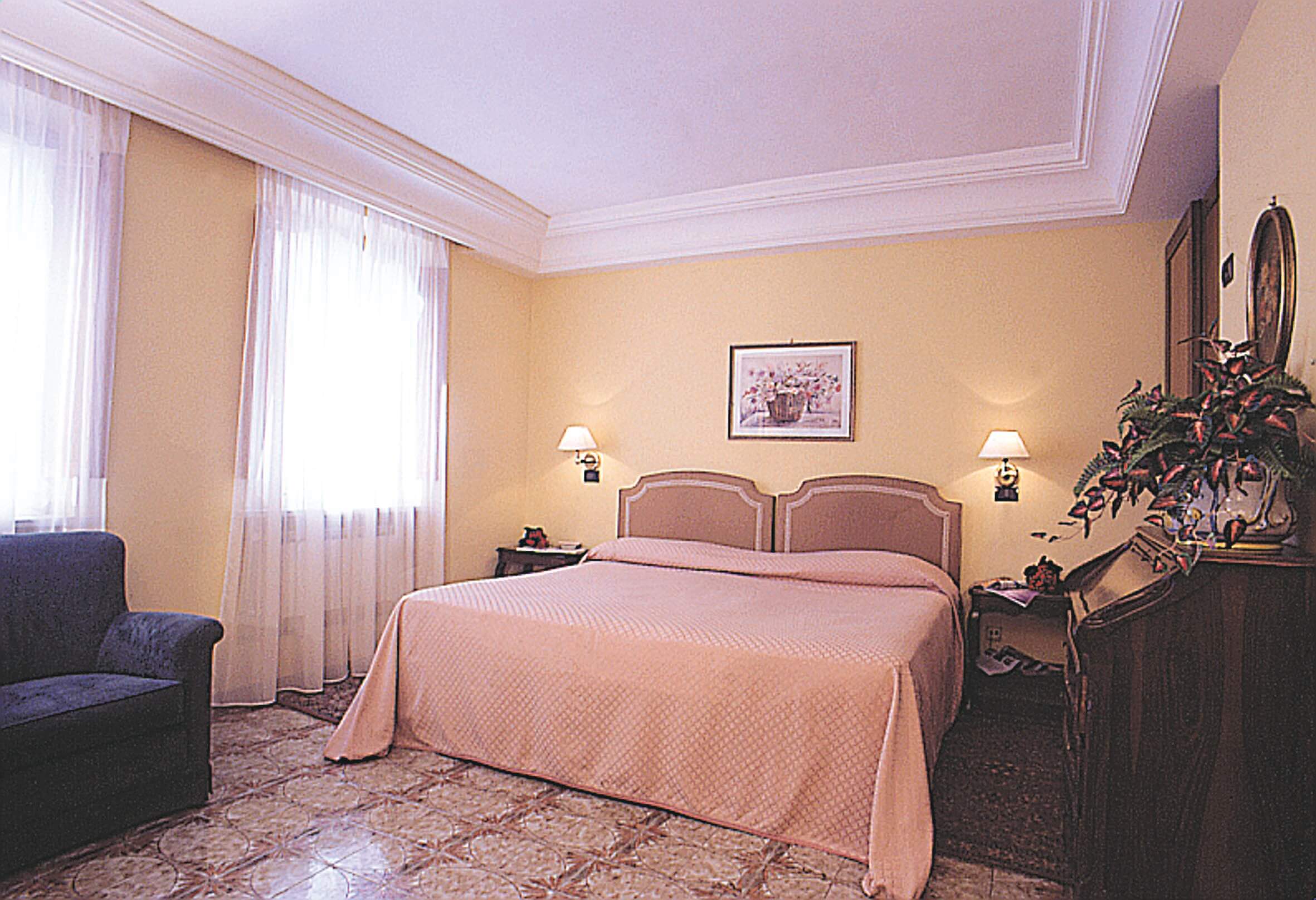 Hotel Italia - foto 1