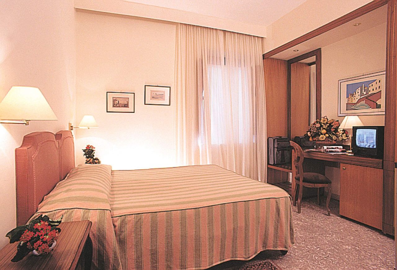Hotel Italia - foto 5