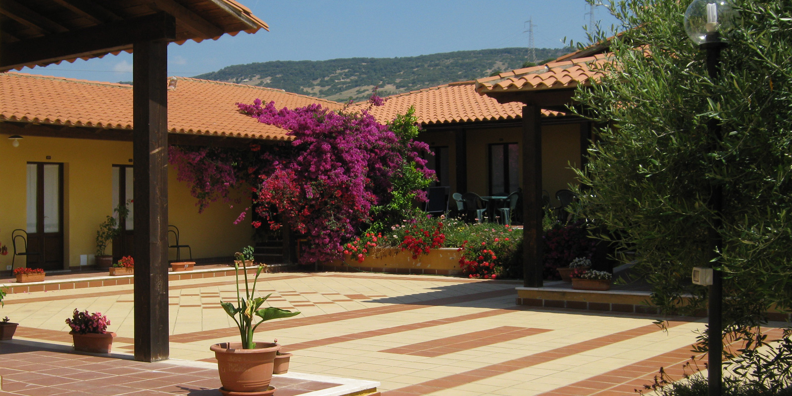 Agriturismo Su Nuraxi e Azienda agricola Sole di Sardegna Barumini - foto 1