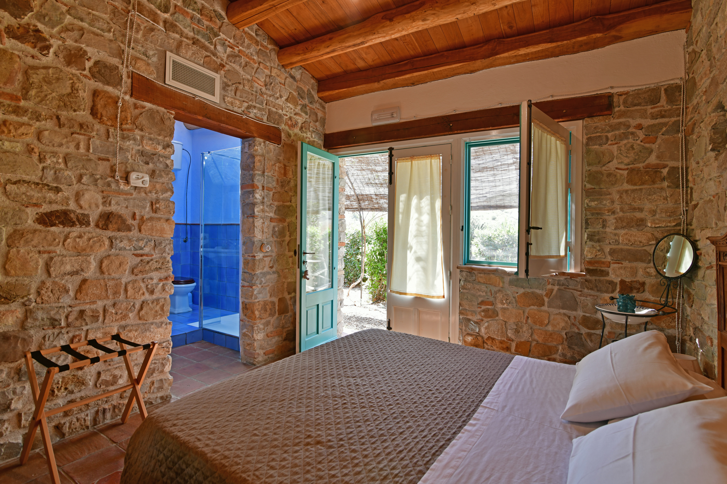 Terre di Himera Sicily charming agriturismo near Cefalù with private jacuzzi - foto 1