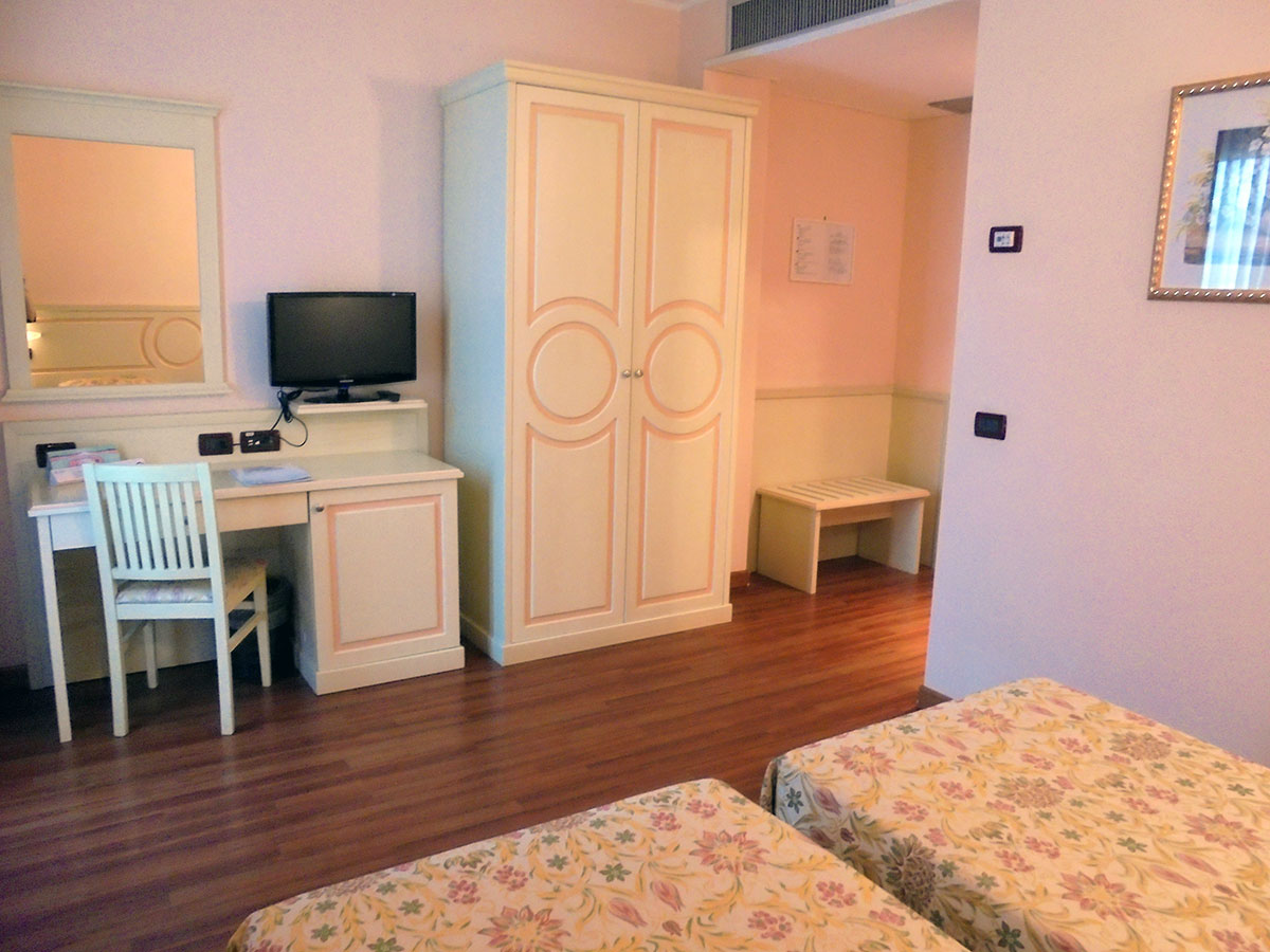 Hotel Plazza Porcari - foto 3
