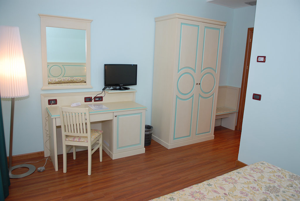 Hotel Plazza Porcari - foto 4