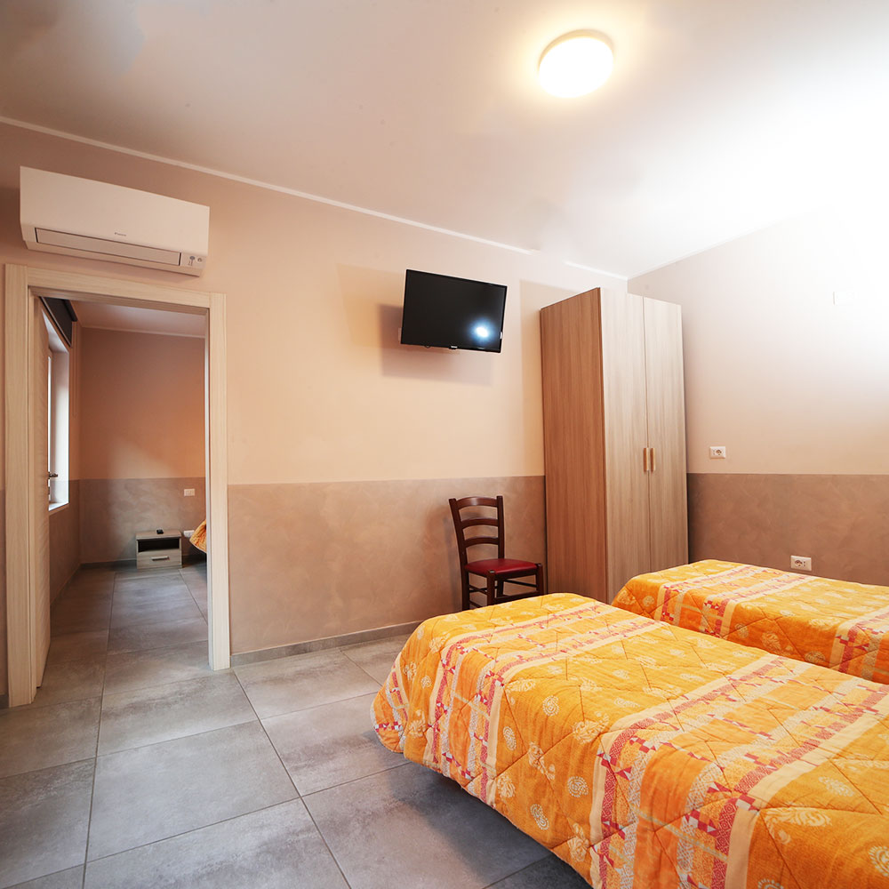 Hotel Ristorante Dei Pini - foto 2