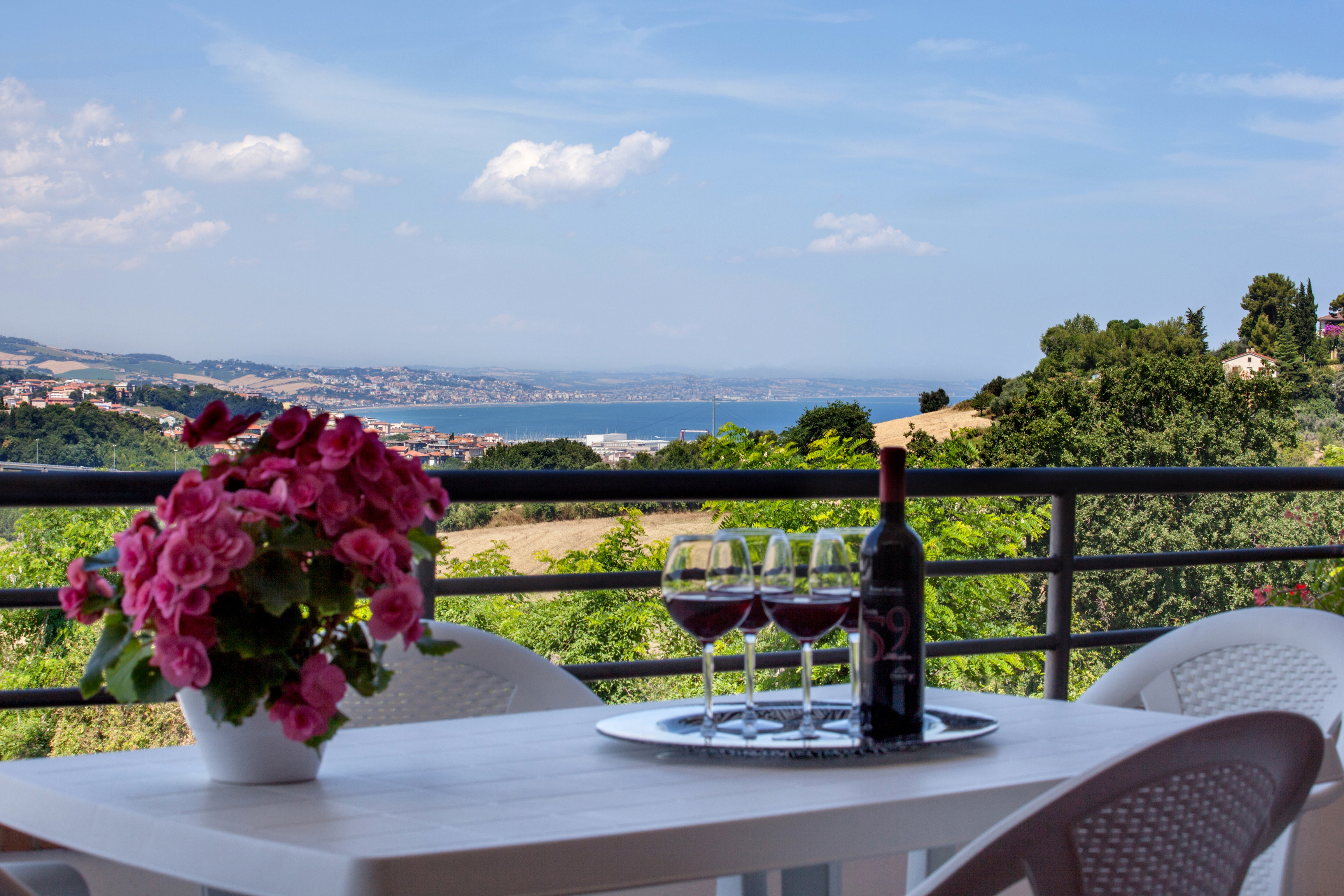 Agriturismo Fiori del Conero - foto 1